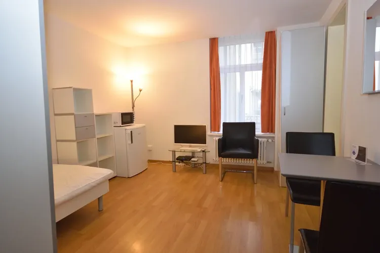 Beautiful studio ideally located in the heart of Zurich and close to Bahnhofstrasse.