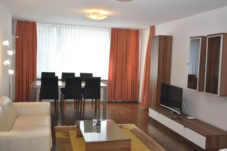 Beautiful two bedrooms in the heart of Zurich. Interior 3