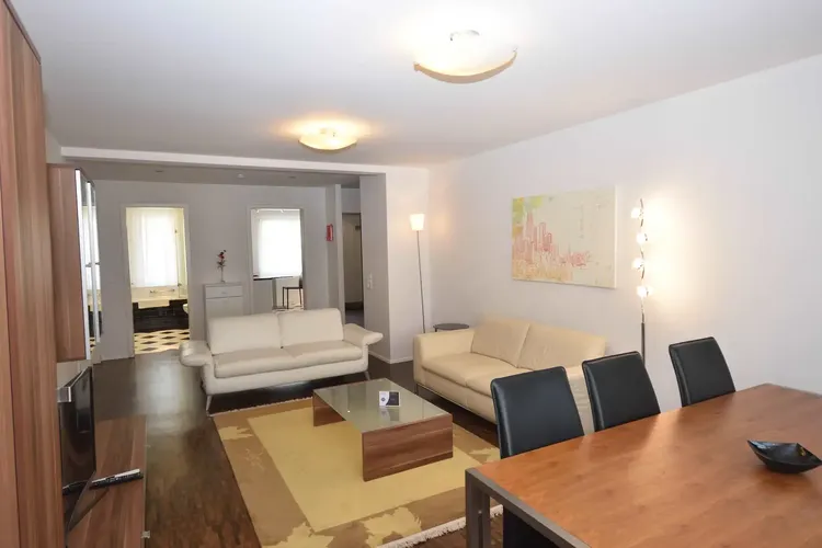 Beautiful two bedrooms in the heart of Zurich. Interior 4