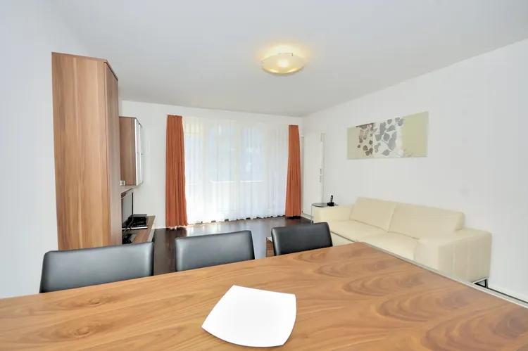 Beautiful one bedroom in the heart of Zurich. Interior 2
