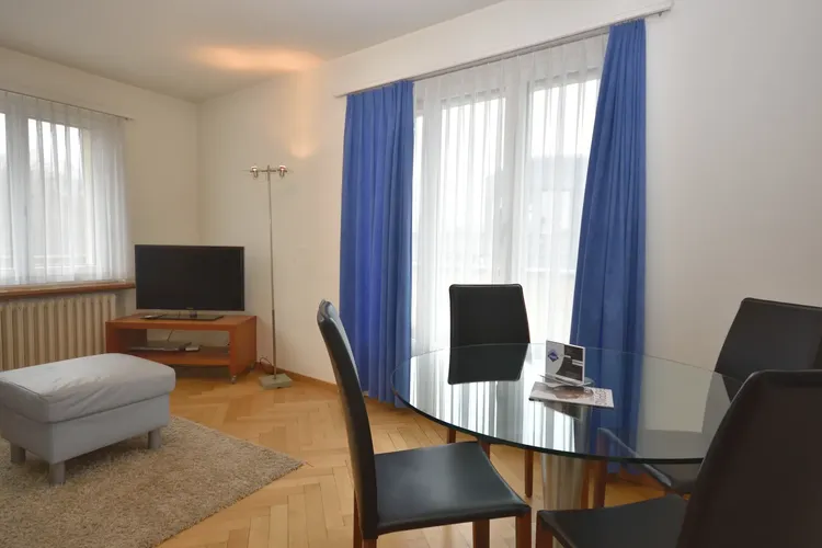 Beautiful one bedroom close to the Lake. Interior 2